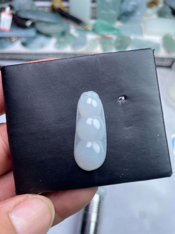 纯天然翡翠A货四季豆