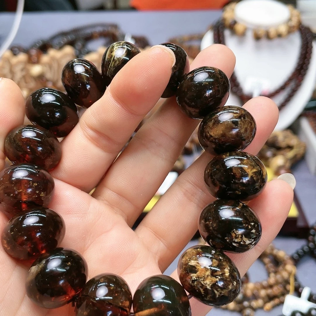 琥珀裸石未镶嵌瓷*十九