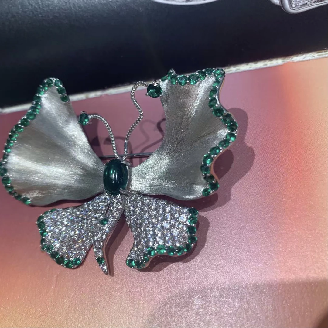 非金属合成锆石项链 设计款培育绿宝项链