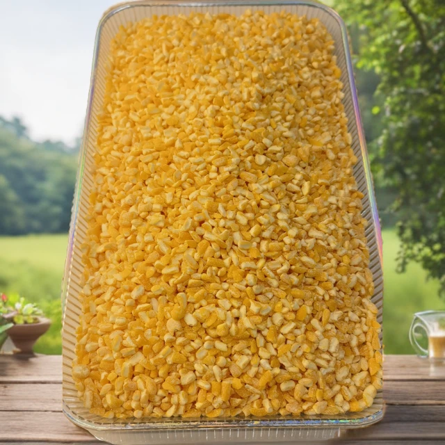 庄河塔岭镇农户自磨玉米大碴子2.5斤  省内包邮