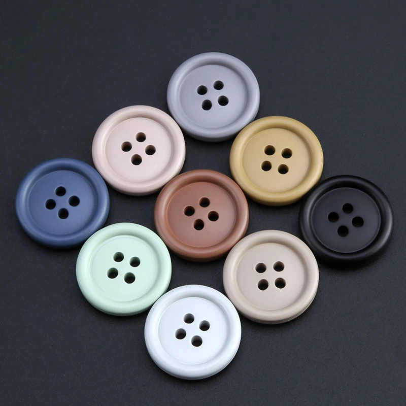 大衣风衣纽扣高端衣服外套开衫扣子装饰配件圆形四眼彩色树脂钮扣