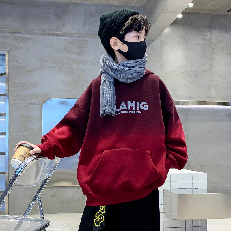 男童字母红色喜庆层次渐变连帽卫衣儿童痞帅加绒加厚打底衣秋冬款