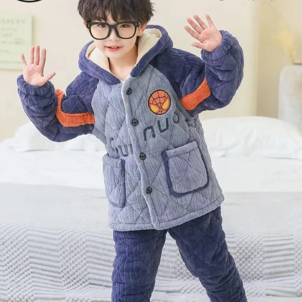 1205  花嫂睡衣冬季新款胸前足球背后蜘蛛侠三层加棉加厚家居服