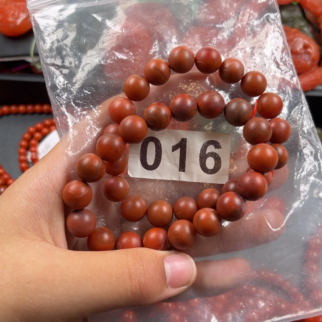 南红玛瑙颈饰未镶嵌10+