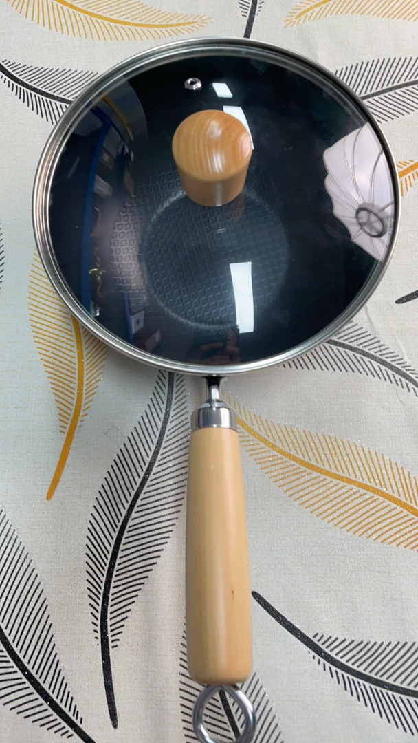 恩熙家网红极铁锅24cm