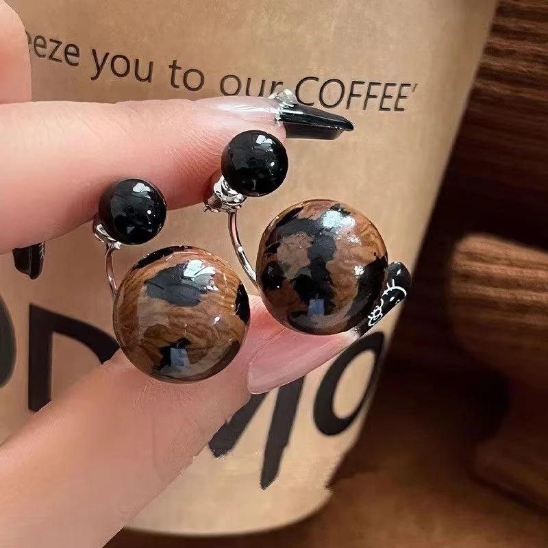 秋冬复古豹纹休闲圆球耳扣后戴式耳环甜酷潮流秋季美拉德耳饰