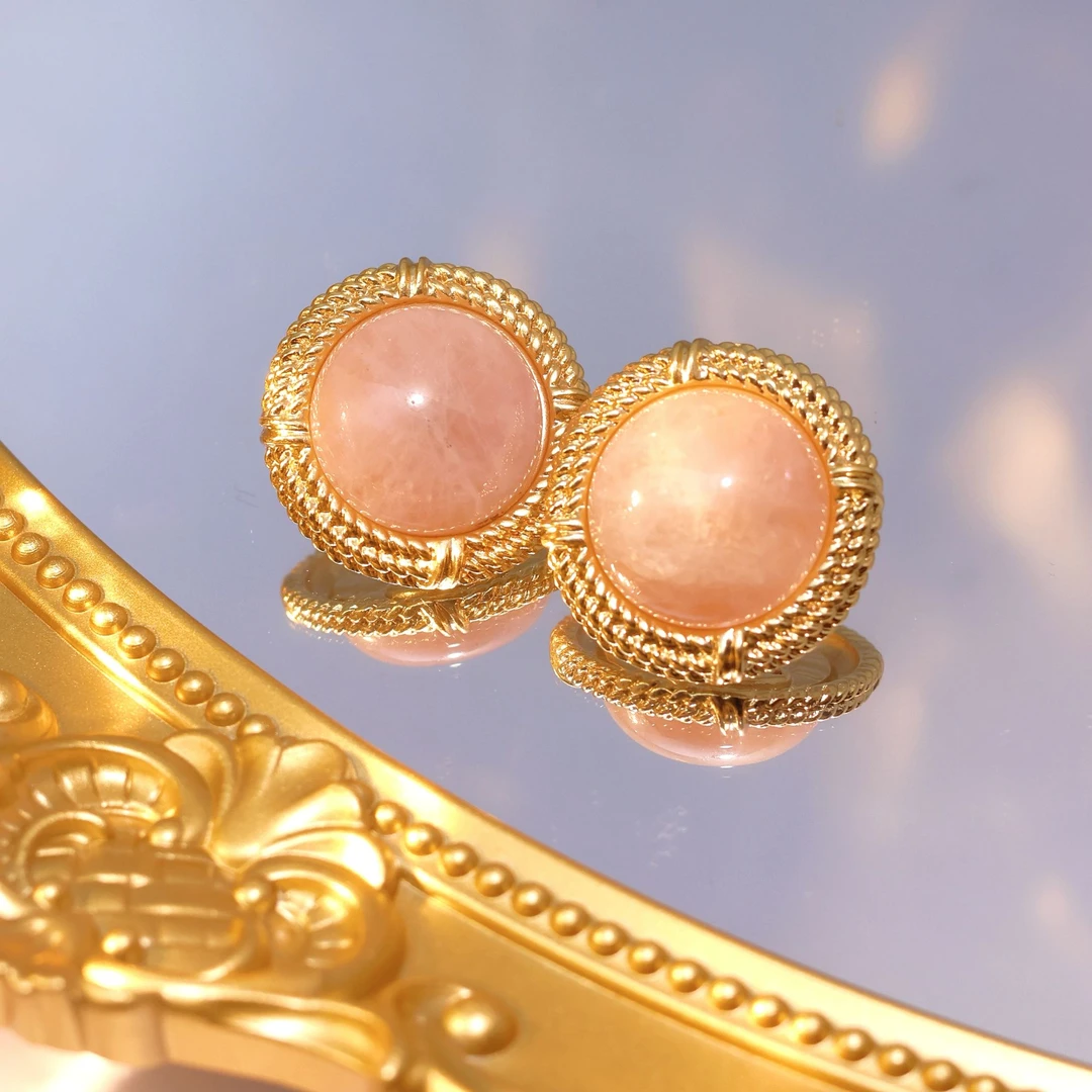 铜合金耳饰 灼晔·粉黛 中古风粉色石头复古耳钉 小众设计高级感