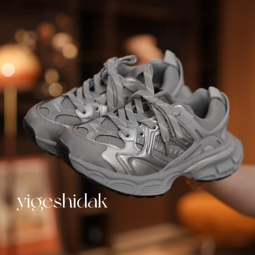 【定制新款】防滑休闲韩版百搭外套男童休闲老爹舒适运动板鞋YG6493