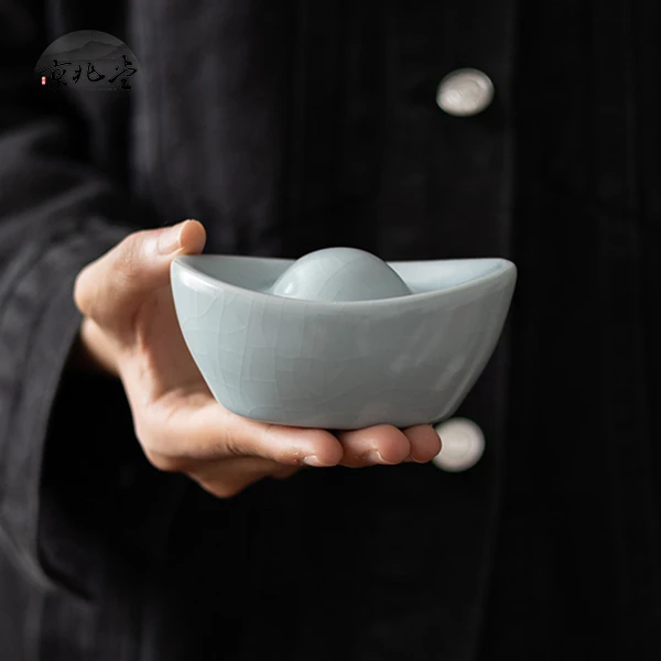 汝窑开片元宝摆件复古茶具陶瓷摆件茶宠茶道茶玩天青色茶摆件D523