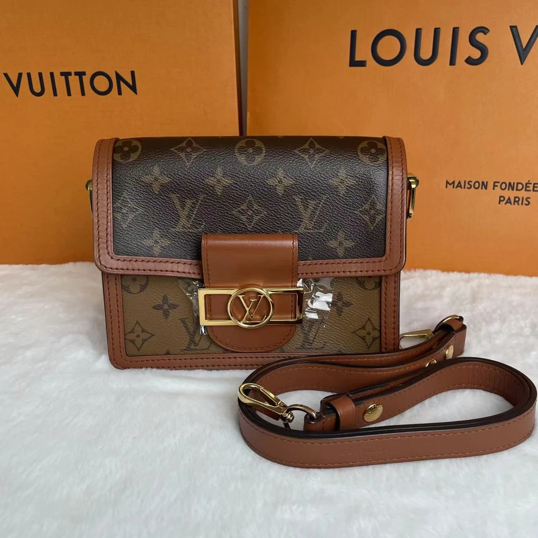 99新 LouisVuitton/路易威登 达芙妮 小号  老扣单肩包801474