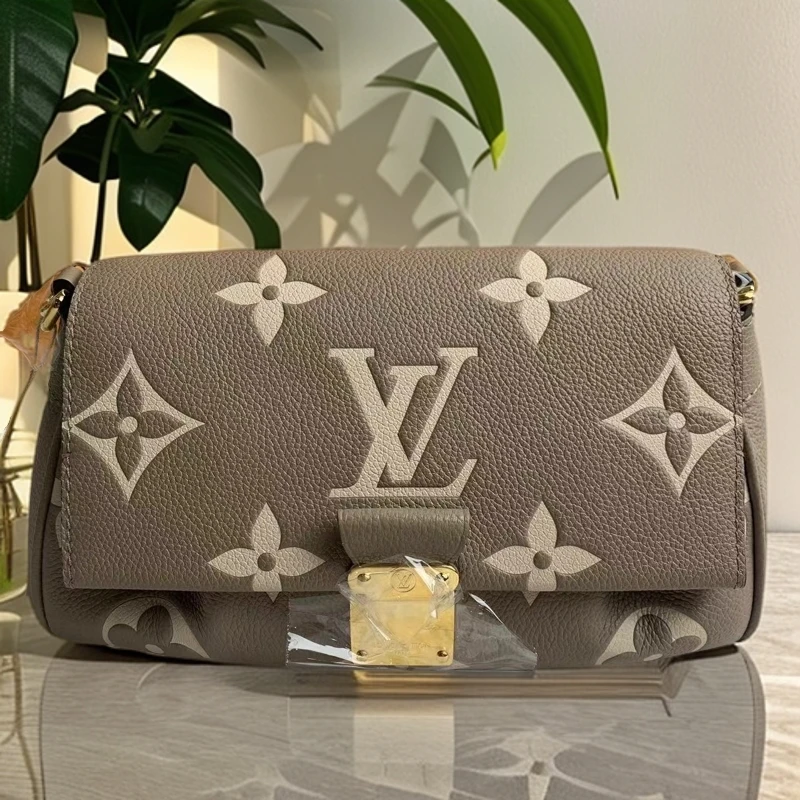 全新未使用 LouisVuitton/路易威登 LV大象灰云朵包805021