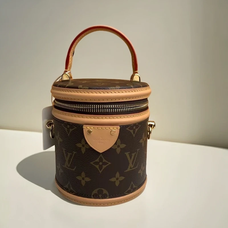 全新未使用 LouisVuitton/路易威登 发财桶 nano  804543