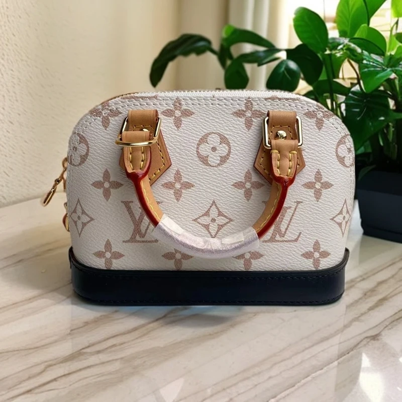 全新未使用 LouisVuitton/路易威登 贝壳 沙丘 nano 斜挎包804810