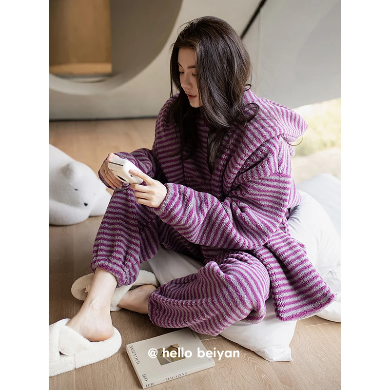 贝妍加绒加厚睡衣女秋冬季珊瑚绒可拆卸帽子围巾羊羔绒家居服套装
