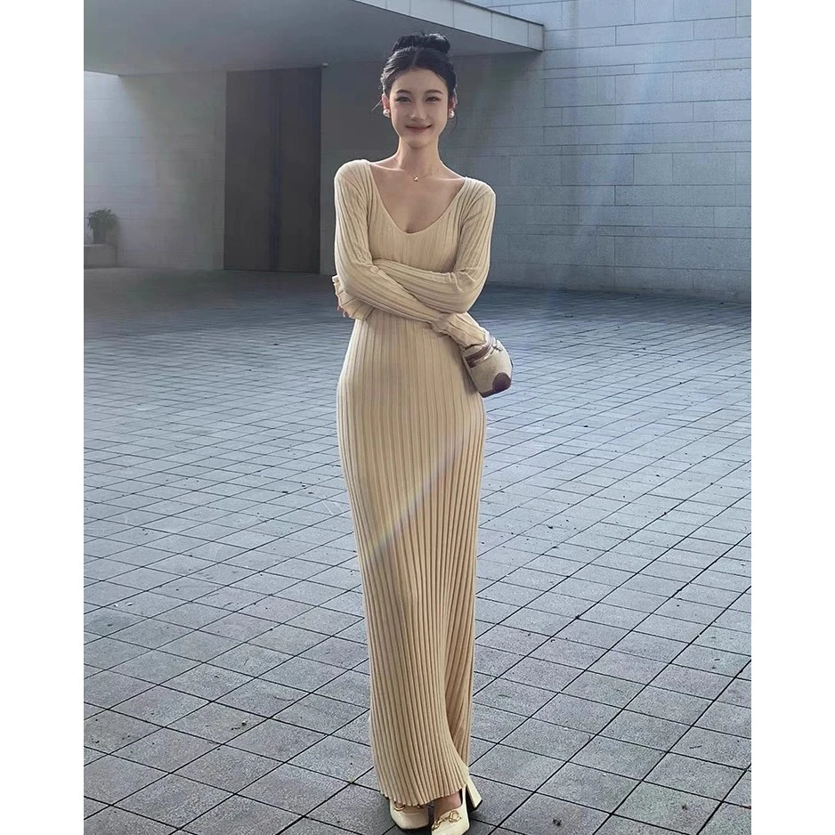 极简针织连衣裙女装2023年秋冬新款垂坠感气质高端精致显身材长裙