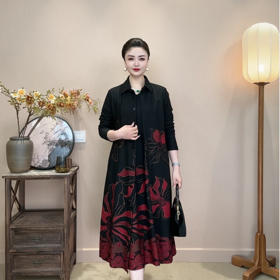 【喇叭花】时尚翻领植物花卉常规中老年女装中长款宽松风衣外套长袖