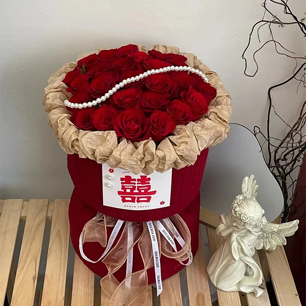 【天长地久】19朵红玫瑰小香风订婚花束送女友送闺蜜送朋友鲜花小时达同城送货上门