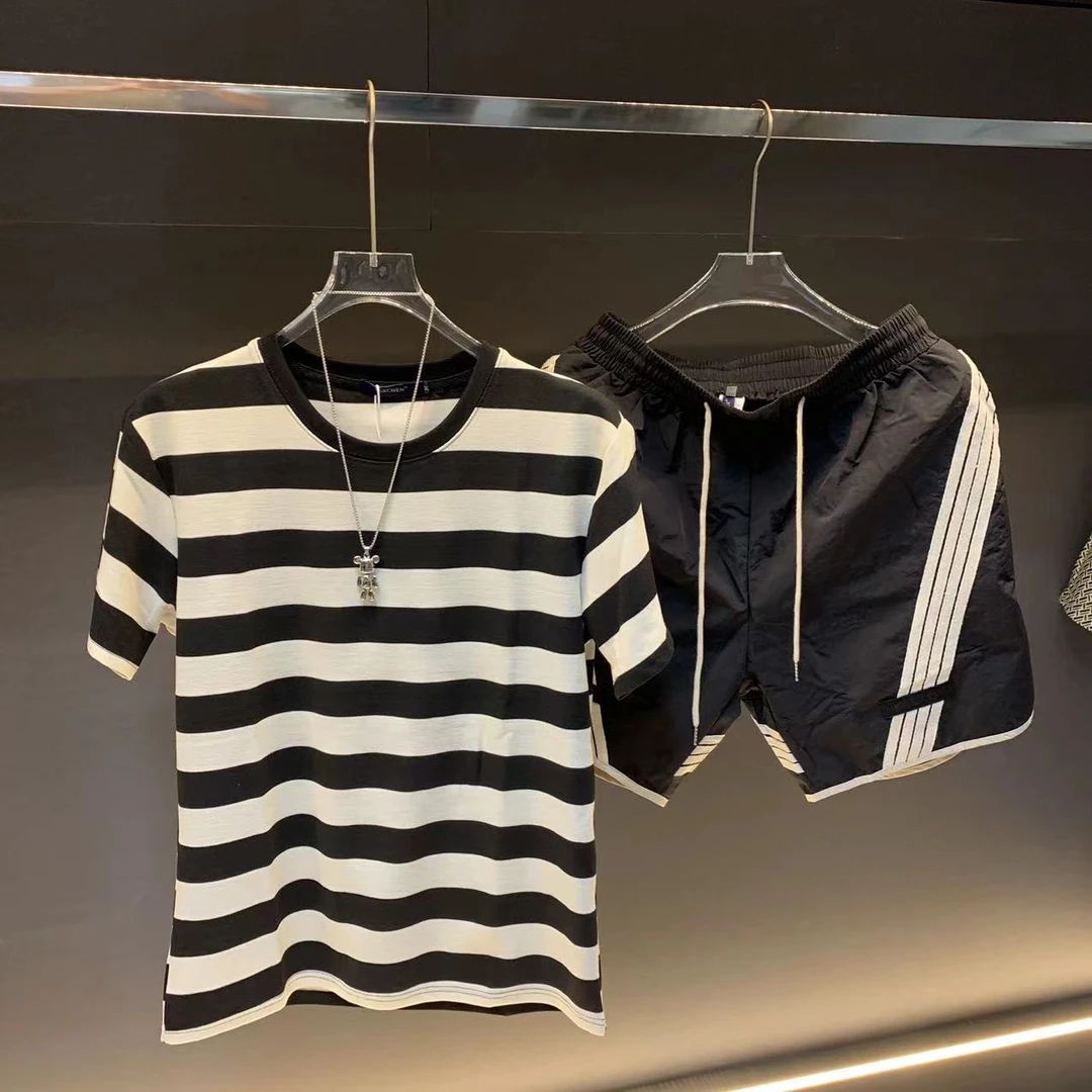 2025夏季新款潮男休闲百搭微宽松条纹潮流圆领日常男士短袖T恤