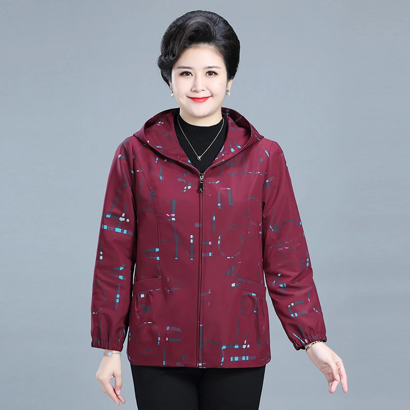 风衣中老年秋季休闲连帽上衣防风妈妈装红色纯色外套大码女士宽松