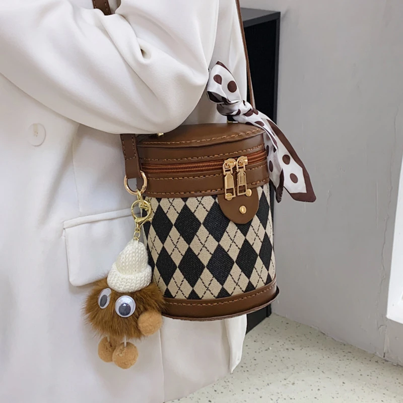 水桶包diy手工包潮自制材料包复古柔软质感编织包菱格手提小包包