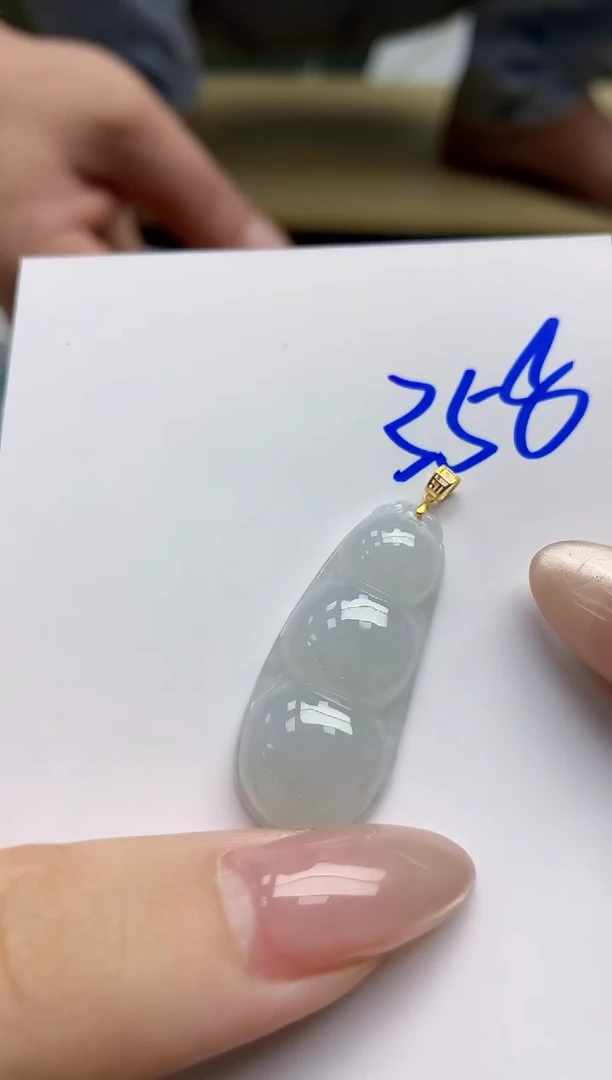 【闪购商品】翡翠颈饰18K金镶嵌天然翡翠A货，