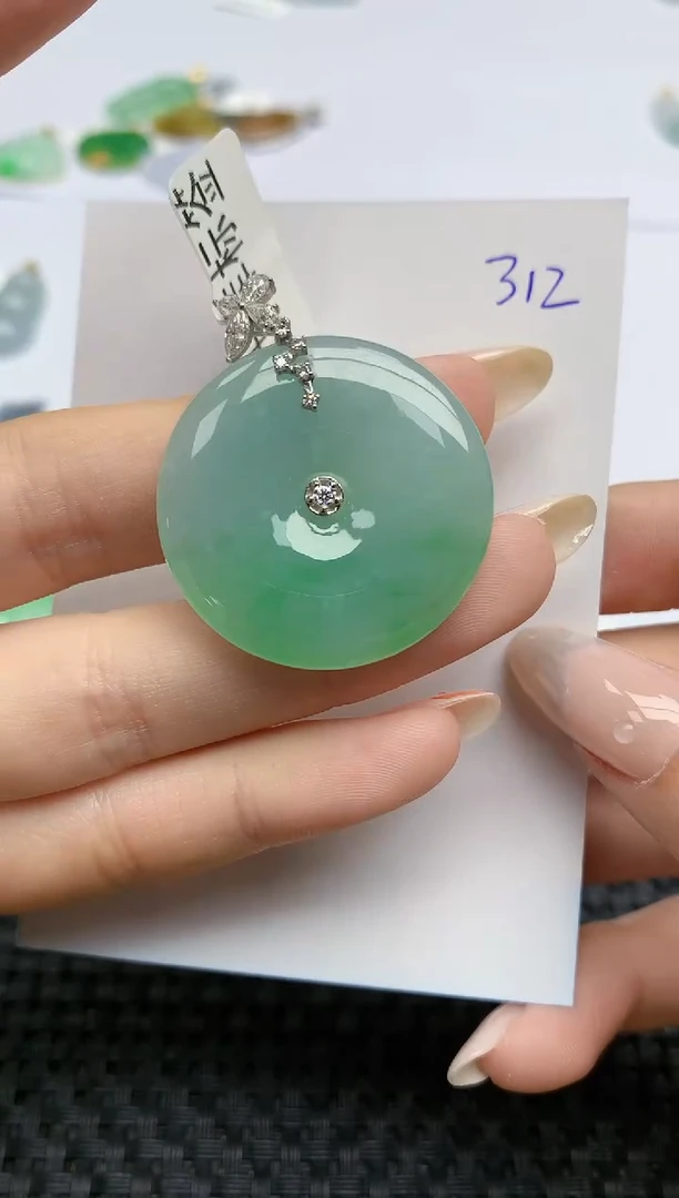 【闪购商品】翡翠颈饰18K金镶嵌天然翡翠A货，312