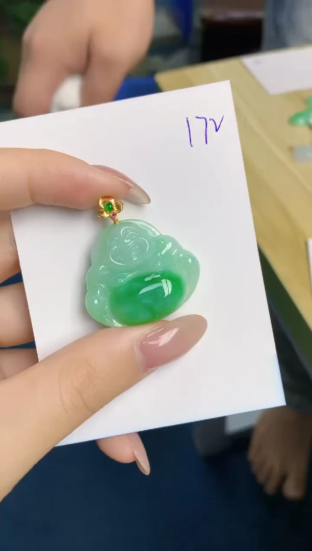 【闪购商品】翡翠颈饰18K金镶嵌天然翡翠A货，