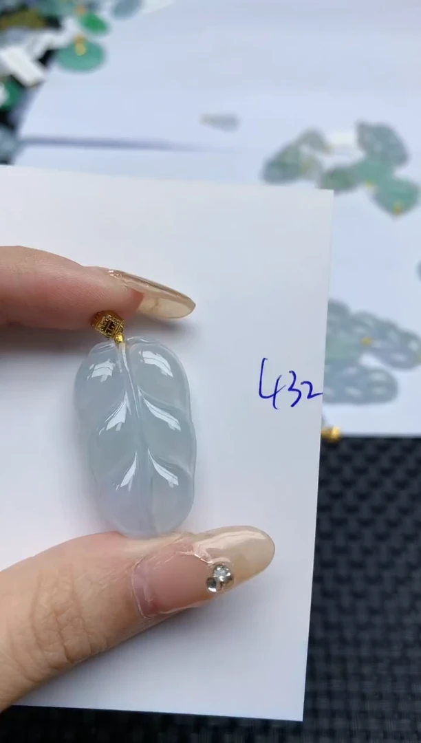 【闪购商品】翡翠颈饰18K金镶嵌天然翡翠A货，432