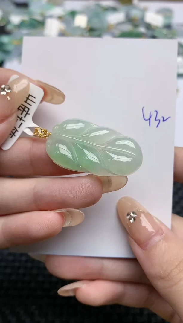 【闪购商品】翡翠颈饰18K金镶嵌天然翡翠A货，43.2