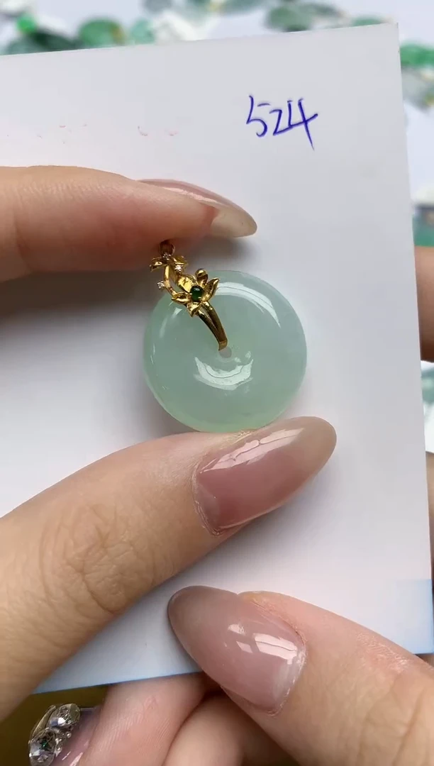 【闪购商品】翡翠颈饰18K金镶嵌天然翡翠A货，