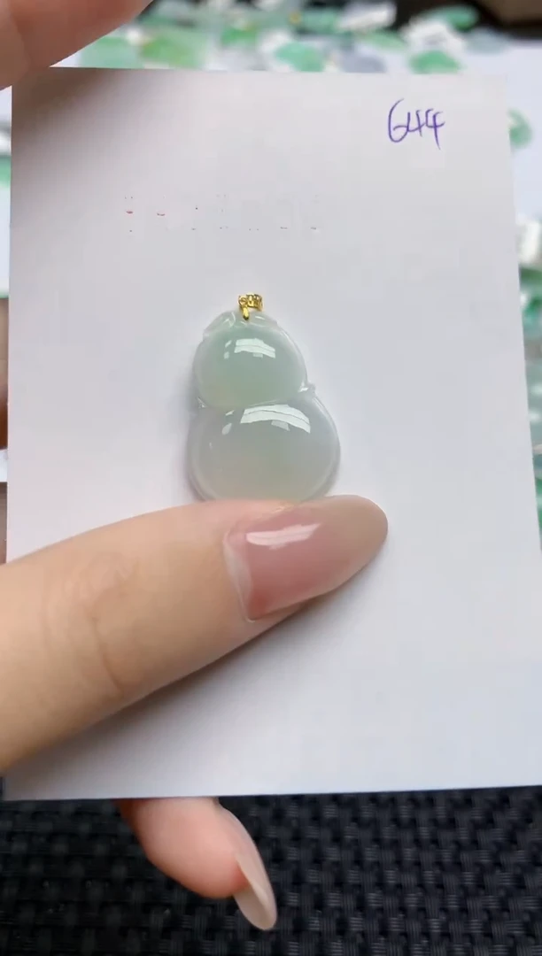 【闪购商品】翡翠颈饰18K金镶嵌天然翡翠A货，
