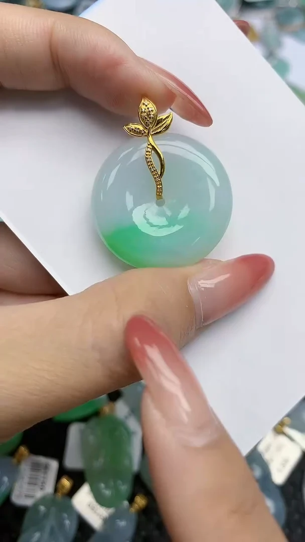 【闪购商品】翡翠颈饰18K金镶嵌天然翡翠A货，93.中国好珍宝