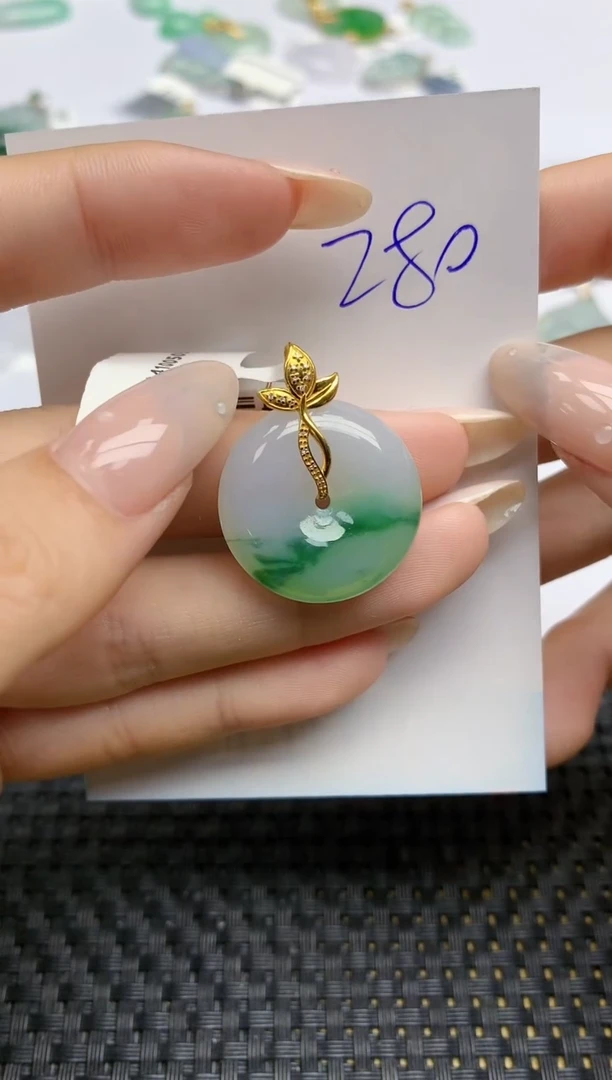 【闪购商品】翡翠颈饰18K金镶嵌天然翡翠A货，280
