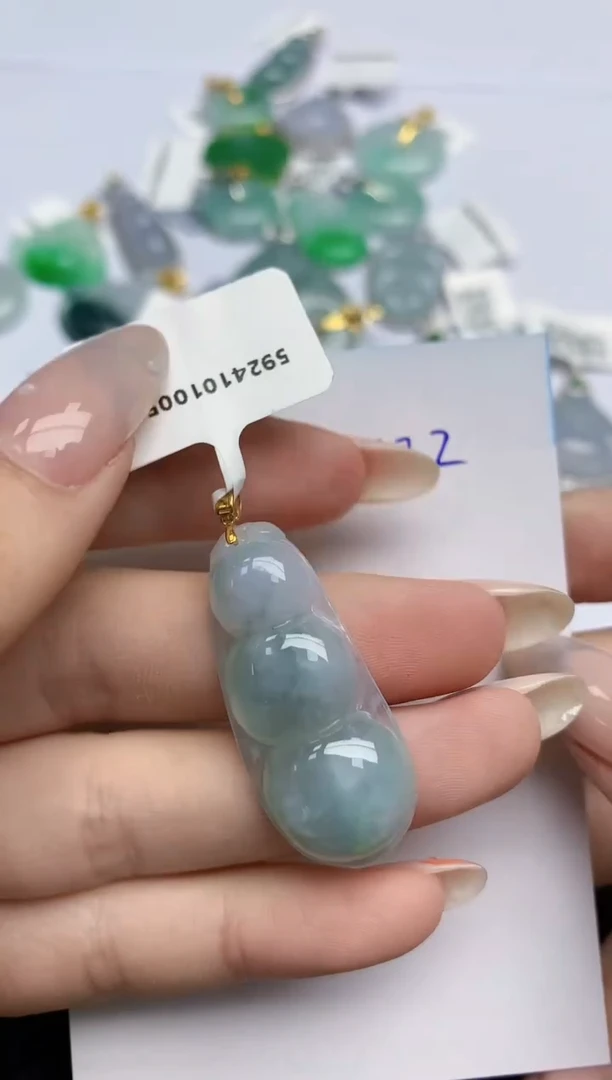 【闪购商品】翡翠颈饰18K金镶嵌天然翡翠A货，432