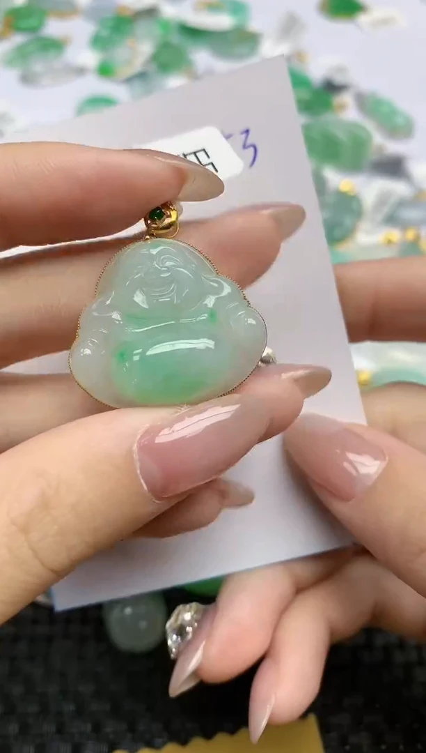 【闪购商品】翡翠颈饰18K金镶嵌天然翡翠A货，