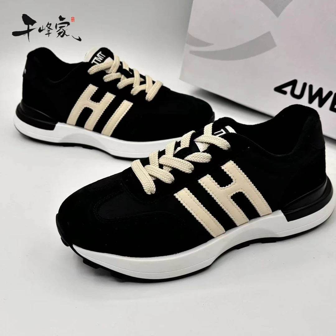 男女款真皮加绒阿甘鞋 时尚百搭运动鞋 黑白（9137）