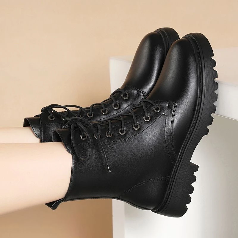 真软皮马丁靴女2024年新款冬靴子粗跟短靴加绒保暖棉靴厚底雪地靴