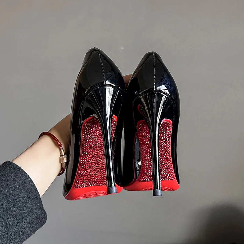 水钻红底高跟鞋女细跟新款2025绝美性感婚鞋黑色漆皮尖头气质单鞋