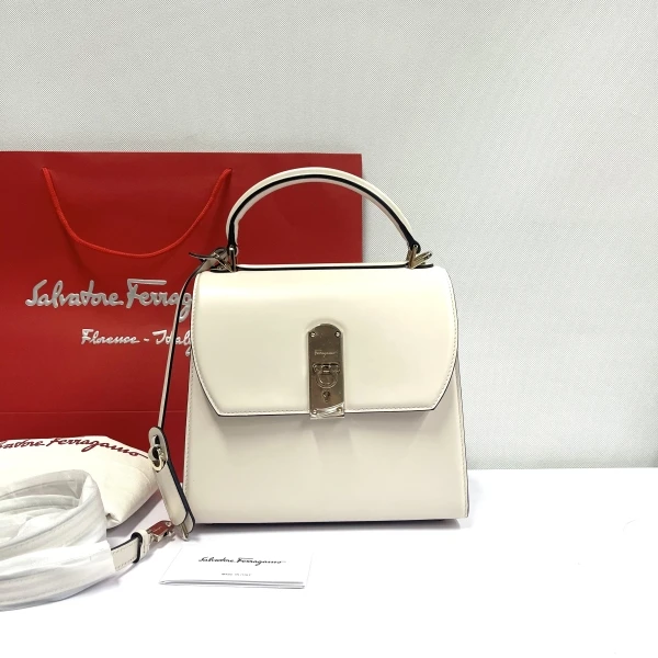 未使用/妃鱼/单肩包/菲拉格慕/240723SW0008