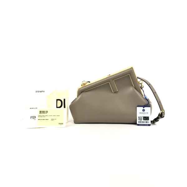 95新 FENDI/芬迪 95新/妃鱼/单肩包/芬迪/240825SW0025时尚休闲