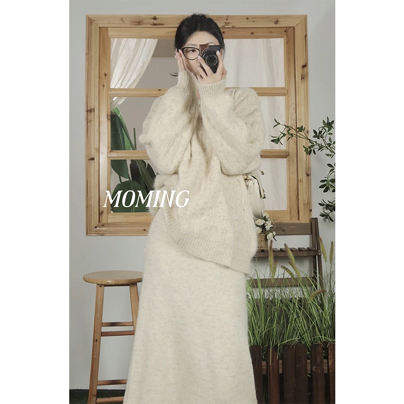 MOMING秋季新品 日落白檀 重工面包领双层山水钩花针织毛衣