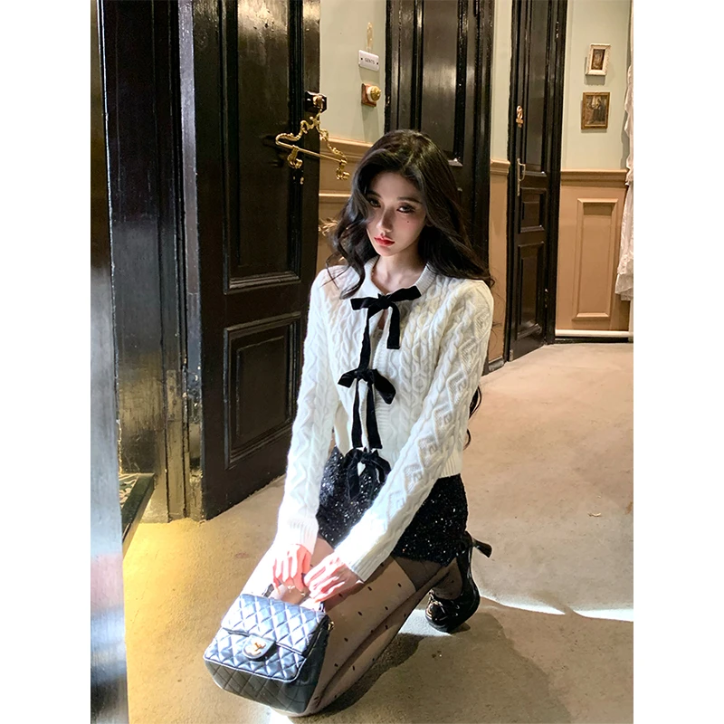 芭比姨【铃兰小香】2024冬季香风系带针织开衫女BBYAF24T0403