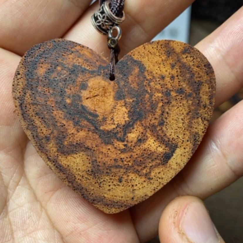 【闪购商品】香木p18降真香大爱心