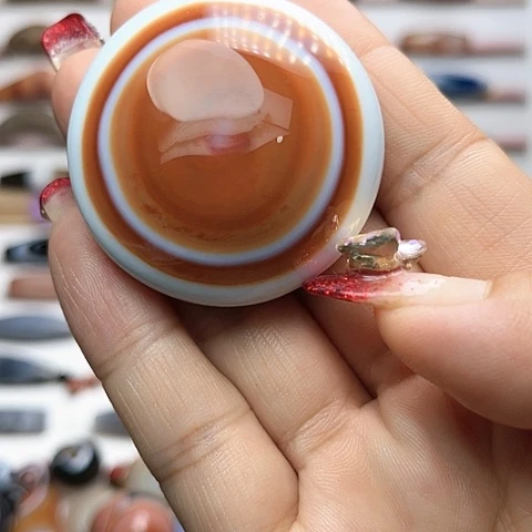 玛瑙/玉髓颈饰未镶嵌
