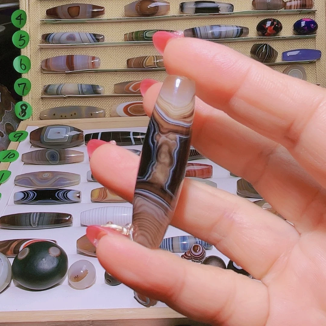 玛瑙/玉髓颈饰未镶嵌