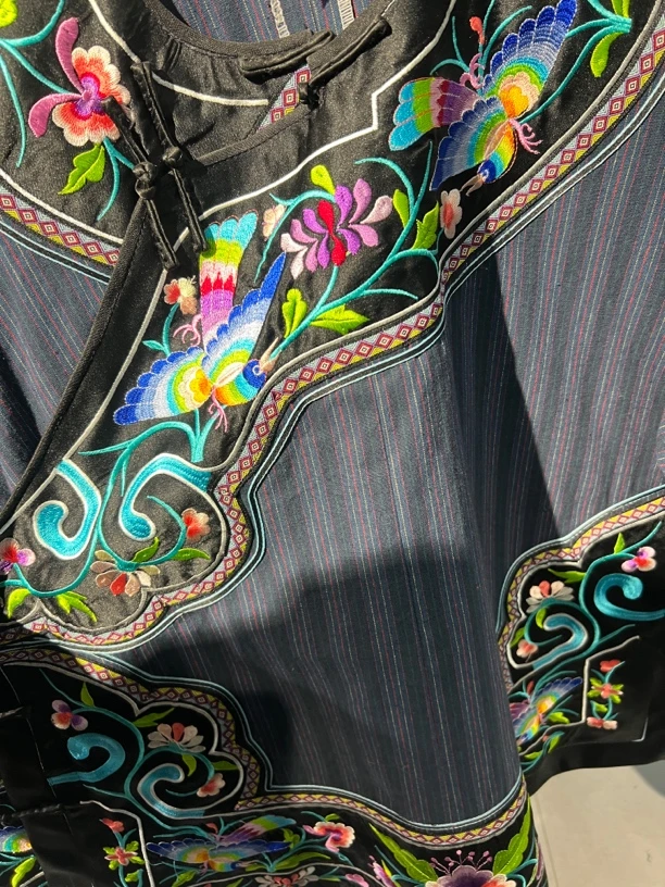 民族风刺绣上衣复古花