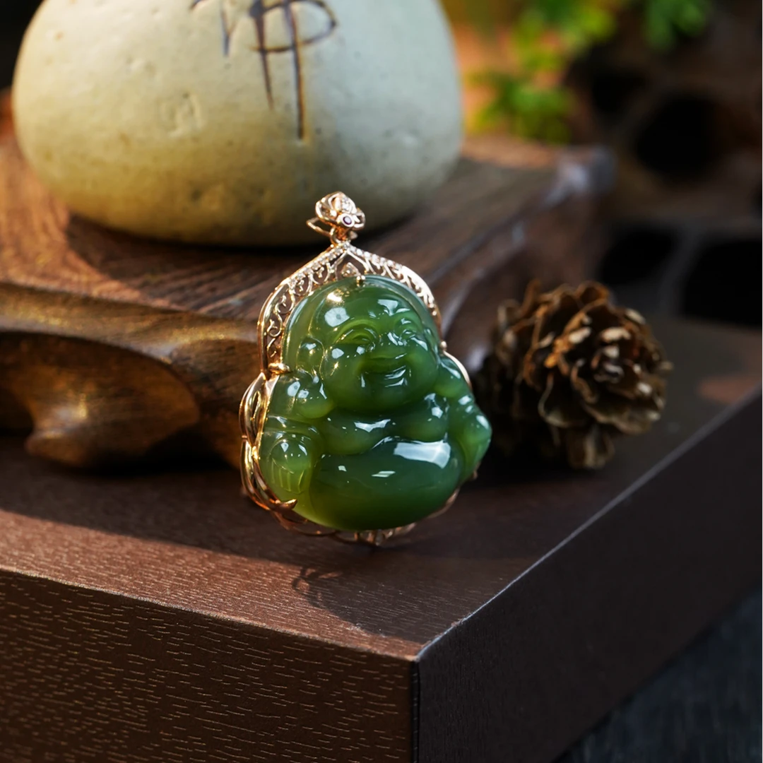 【石缘居珠宝】18K金镶嵌和田玉碧玉时尚个性款猫眼佛公吊坠 C22-2