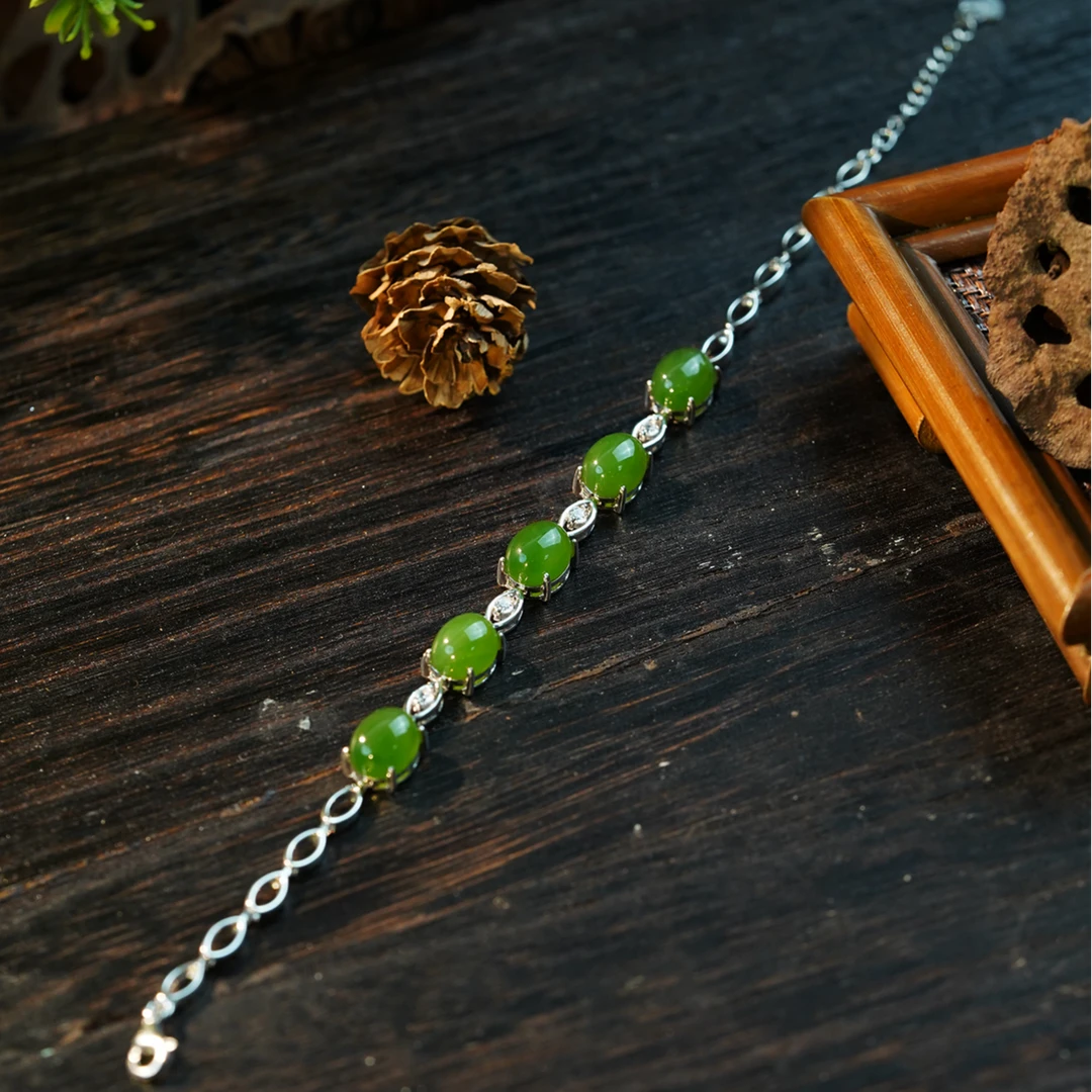【石缘居珠宝】S925银镶嵌和田玉碧玉佩戴清新脱俗蛋面手链 C46-81