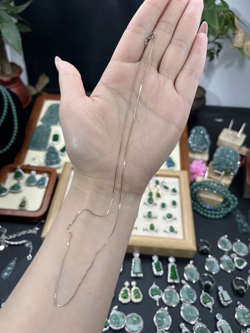 链子925银 S925银项链不发灰不发暗银色时尚素链