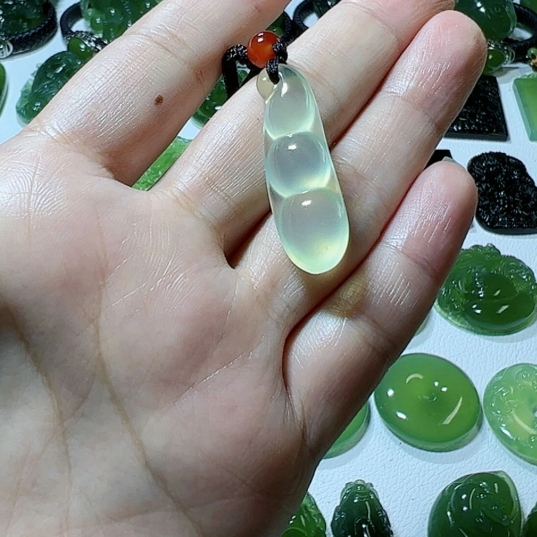 【闪购商品】蛇纹石玉颈饰未镶嵌